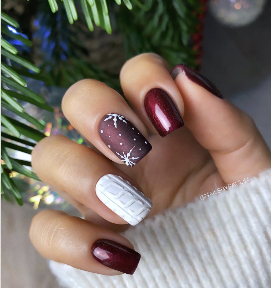 Holiday Nail Designs 2025 5 Screenshot 2024 11 21 at 9.30.11 PM